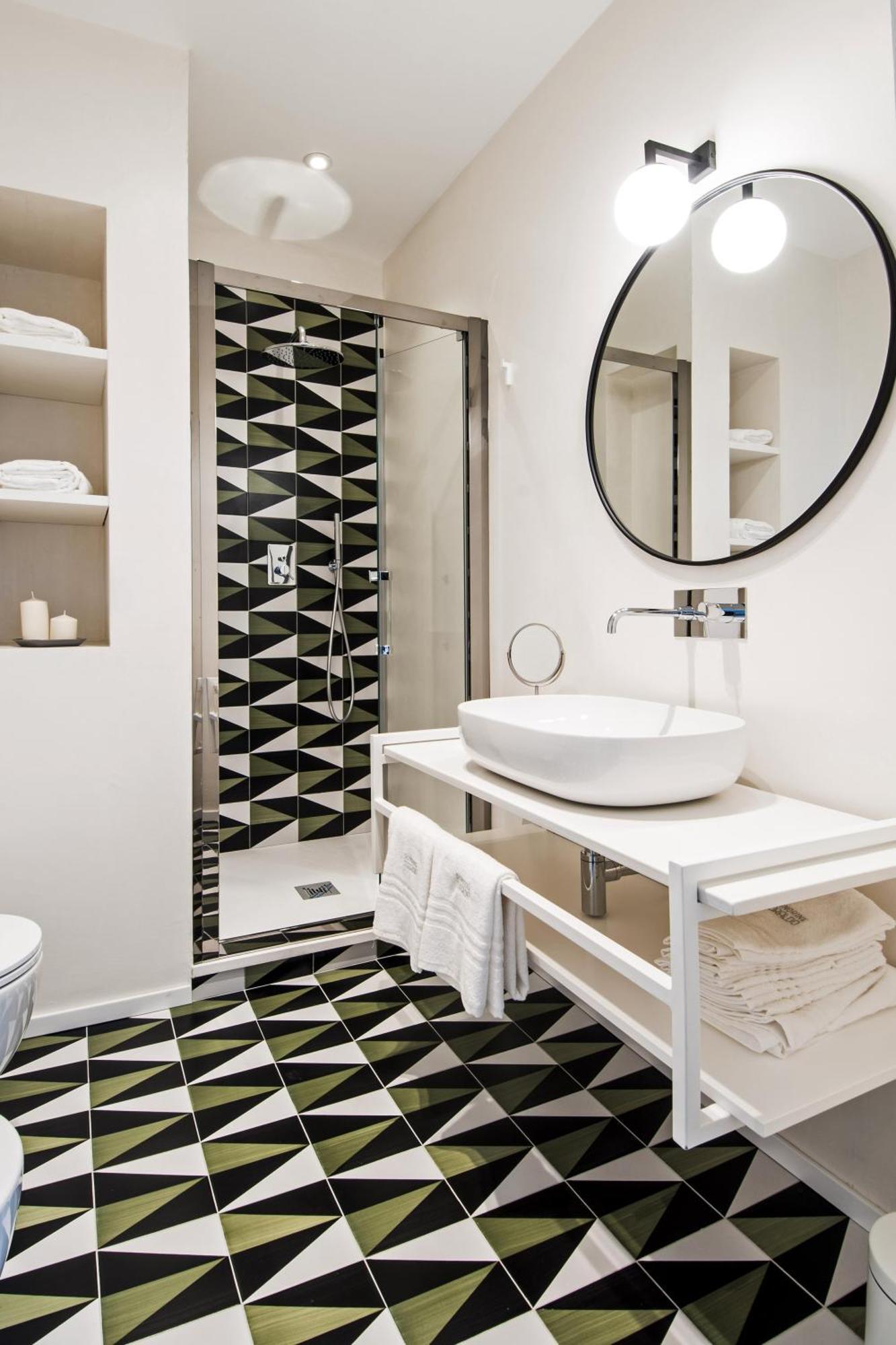 Deluxe In Via Toledo Appartamento