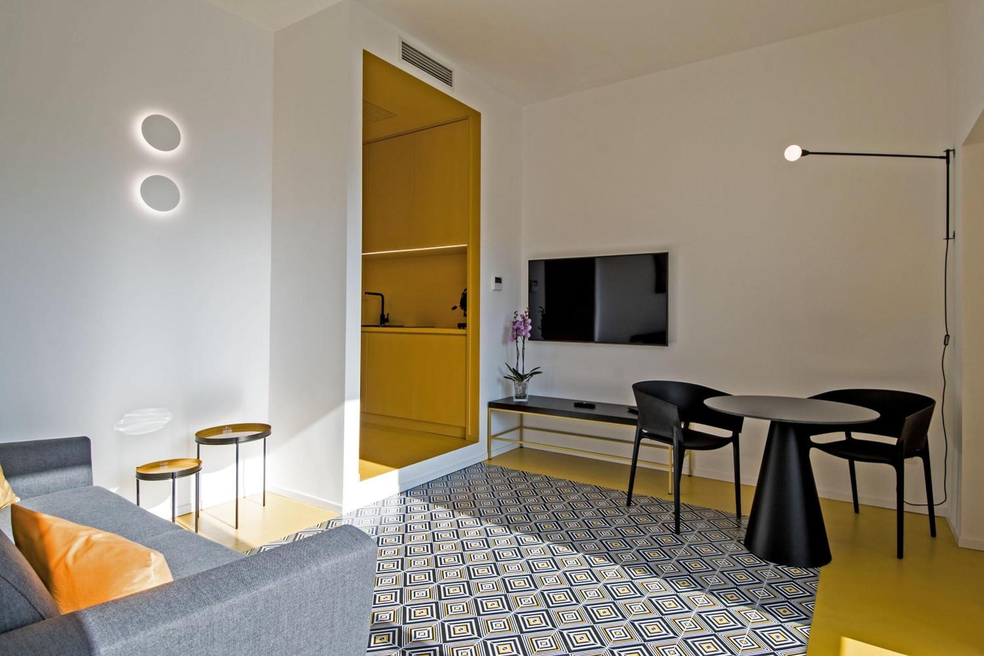 Deluxe In Via Toledo Appartamento *