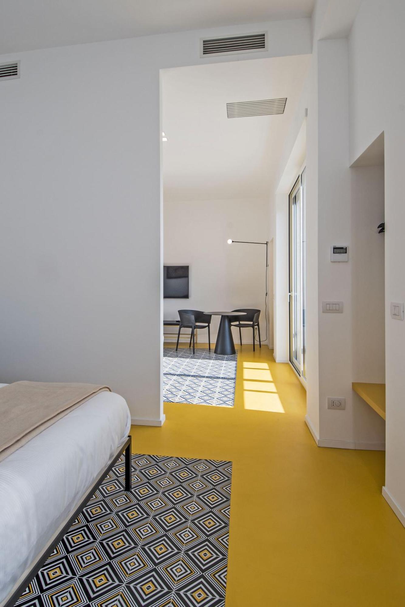 Deluxe In Via Toledo Appartamento *